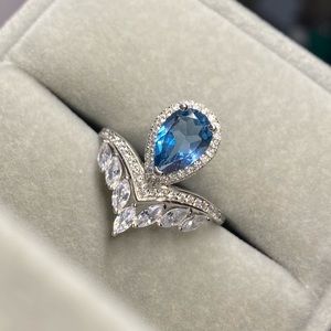 Blue natural topaz ring in sterling silver